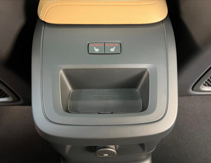 Volvo XC60 32