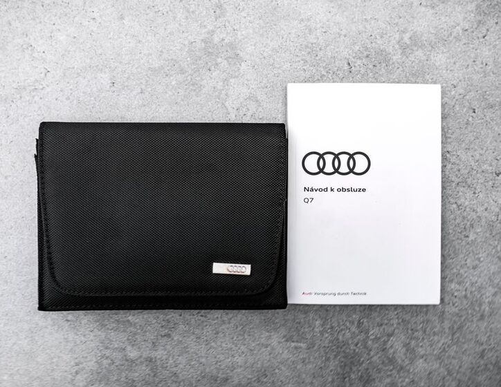 Audi Q7 23