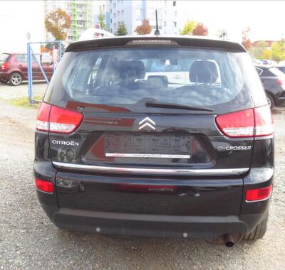 Citroën C-Crosser 9