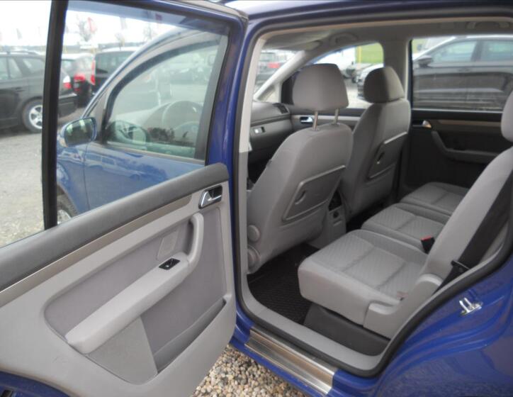 Volkswagen Touran 15