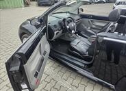 Volkswagen New Beetle 13
