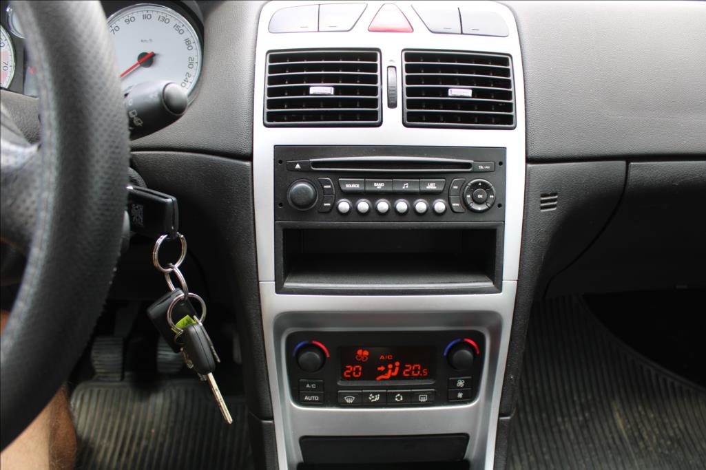 Peugeot 307