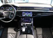 Audi A8 10