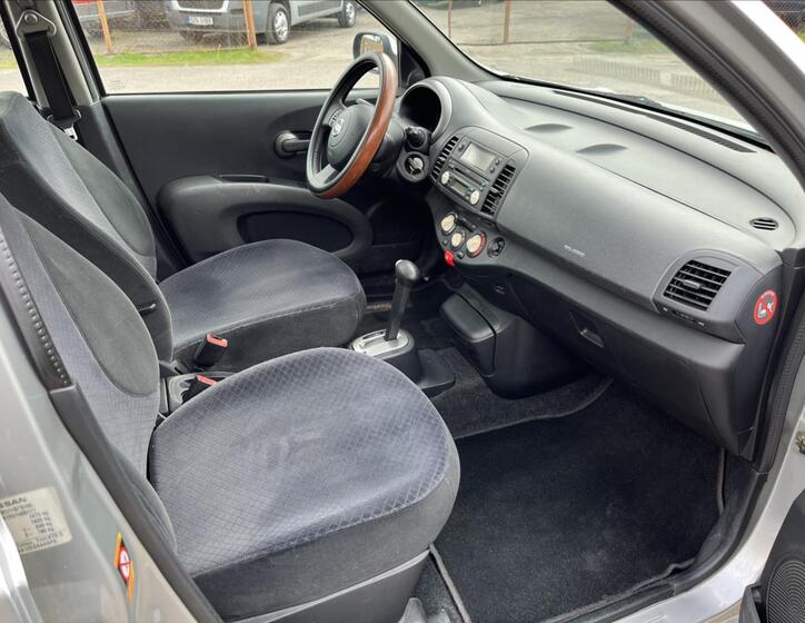 Nissan Micra 10