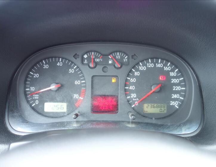 Volkswagen Golf 22