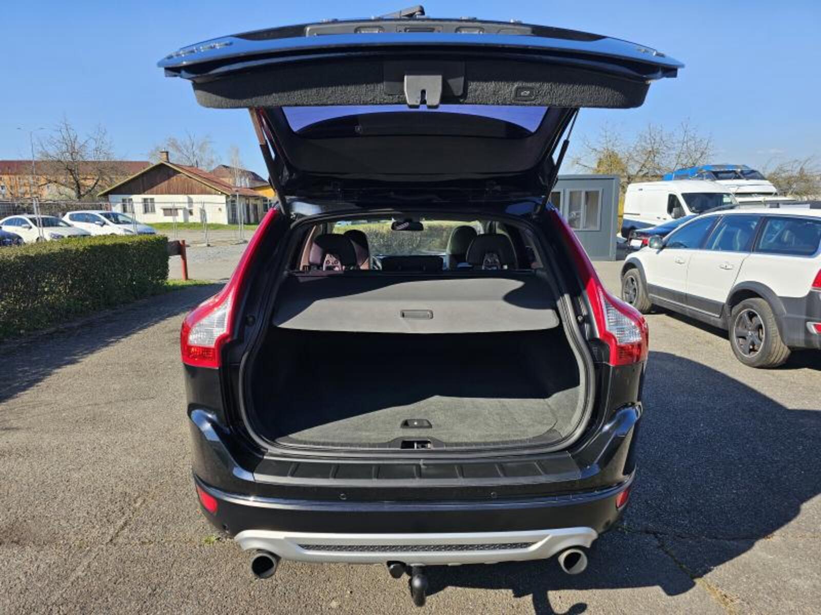 Volvo XC60 30