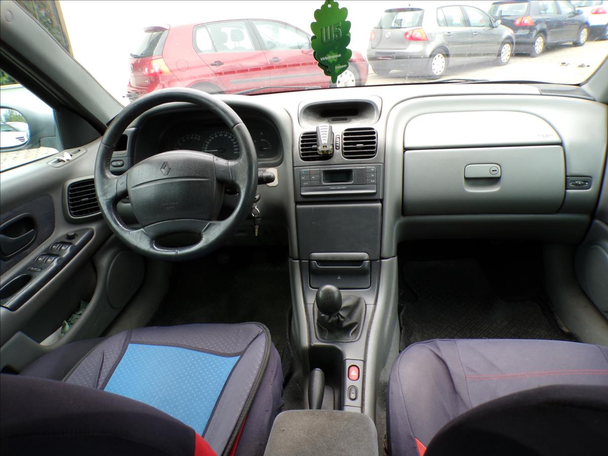 Renault Laguna