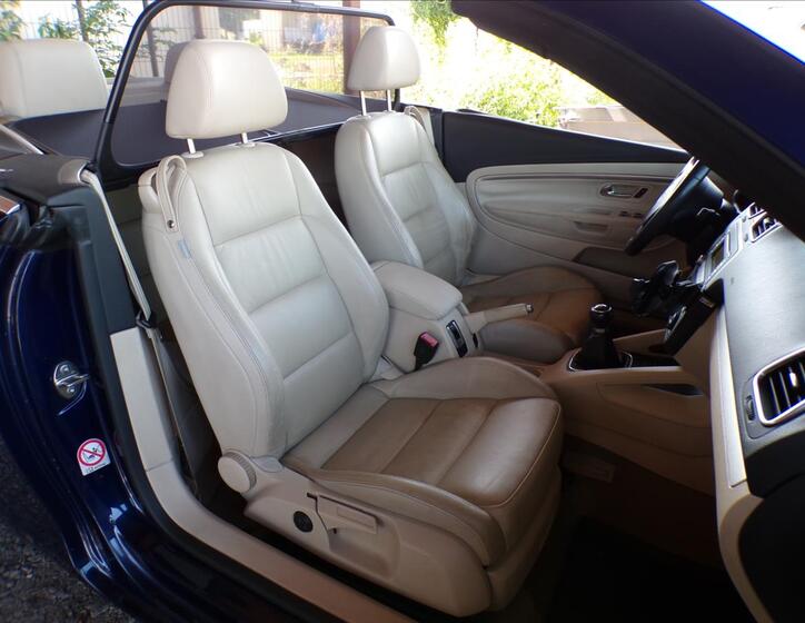 Volkswagen EOS 28