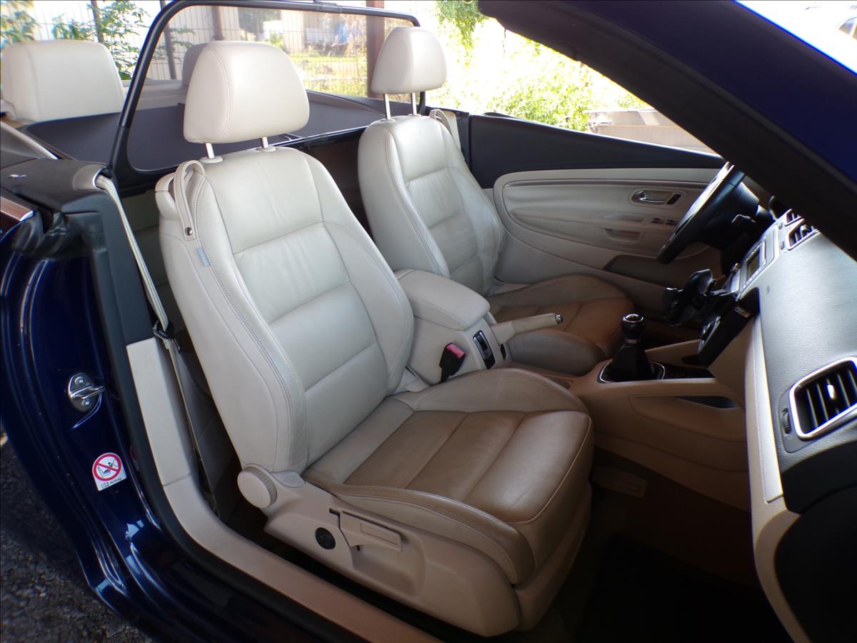 Volkswagen EOS