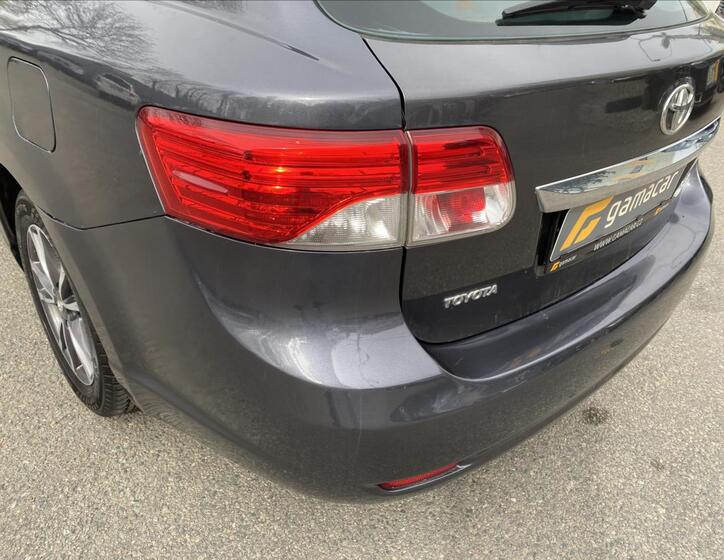 Toyota Avensis 7