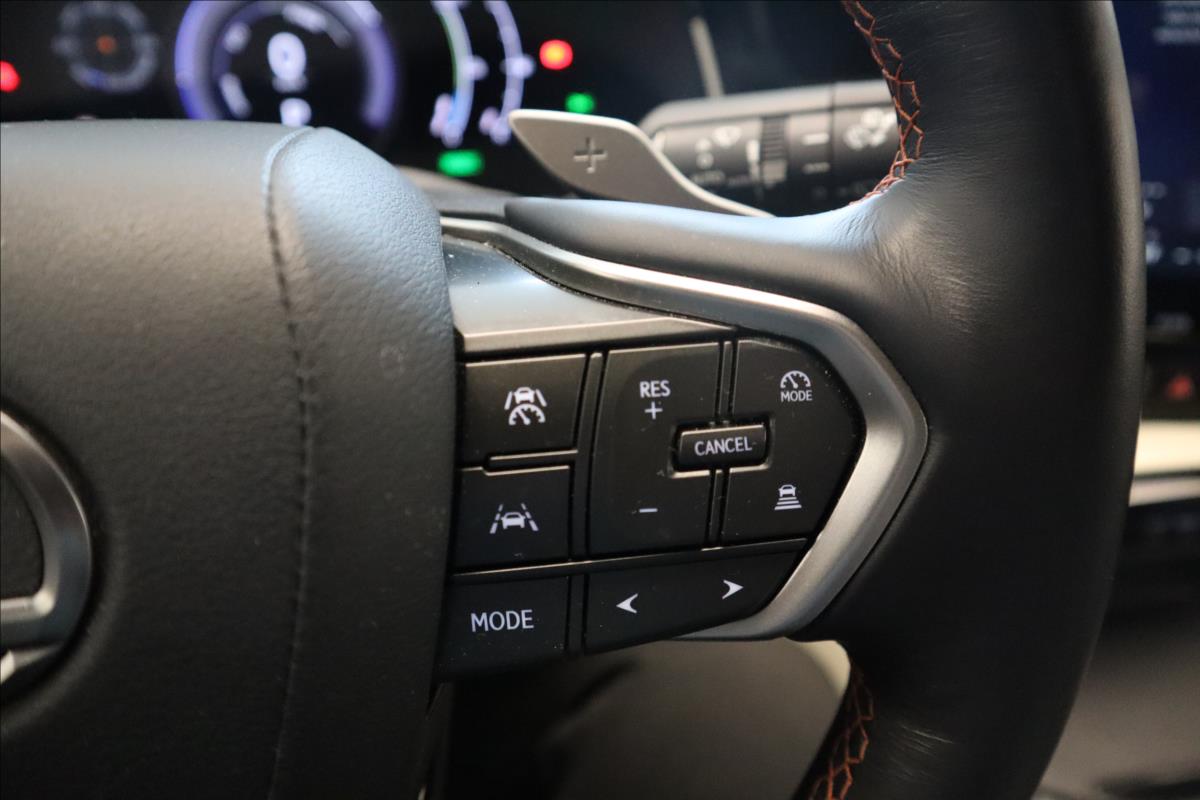 Lexus NX 450h+