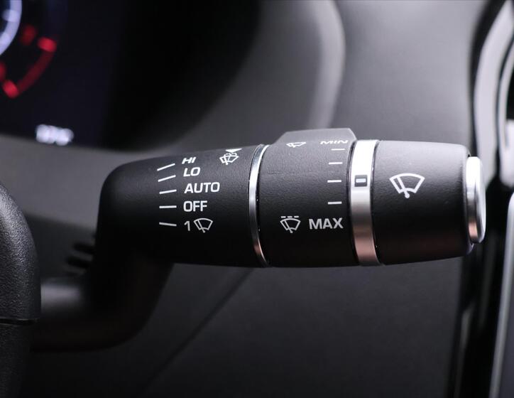 Jaguar XE 25