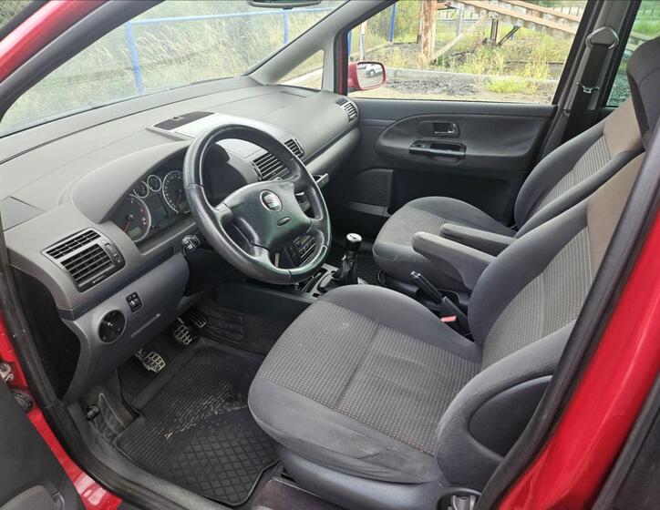 Seat Alhambra 5