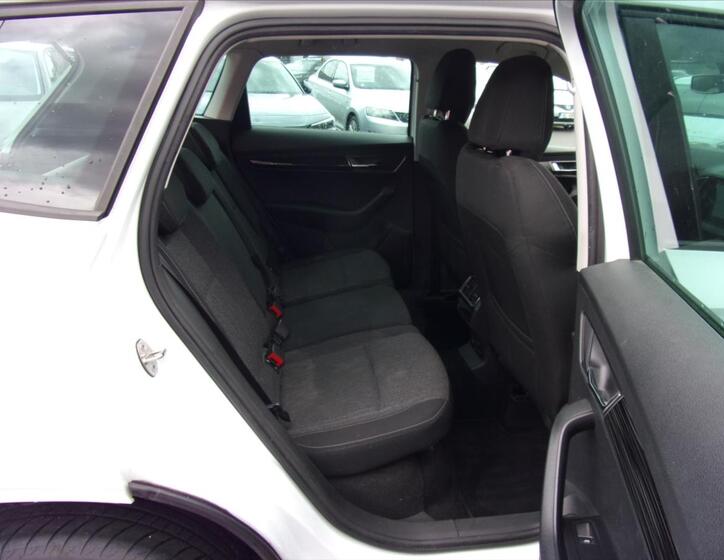 Škoda Karoq 10