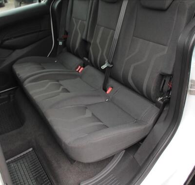 Ford Tourneo Connect 19