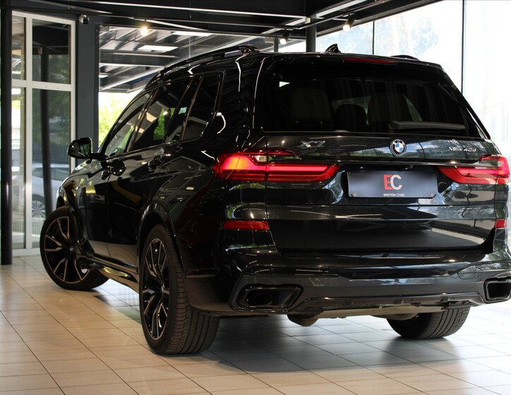 BMW X7 29