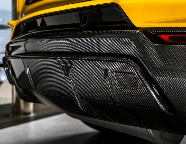 Lamborghini Urus 24