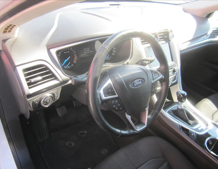 Ford Mondeo 10