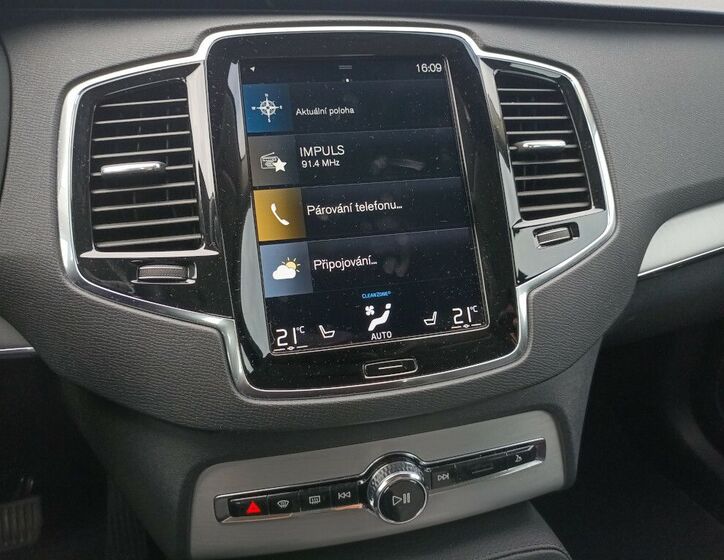 Volvo XC90 22