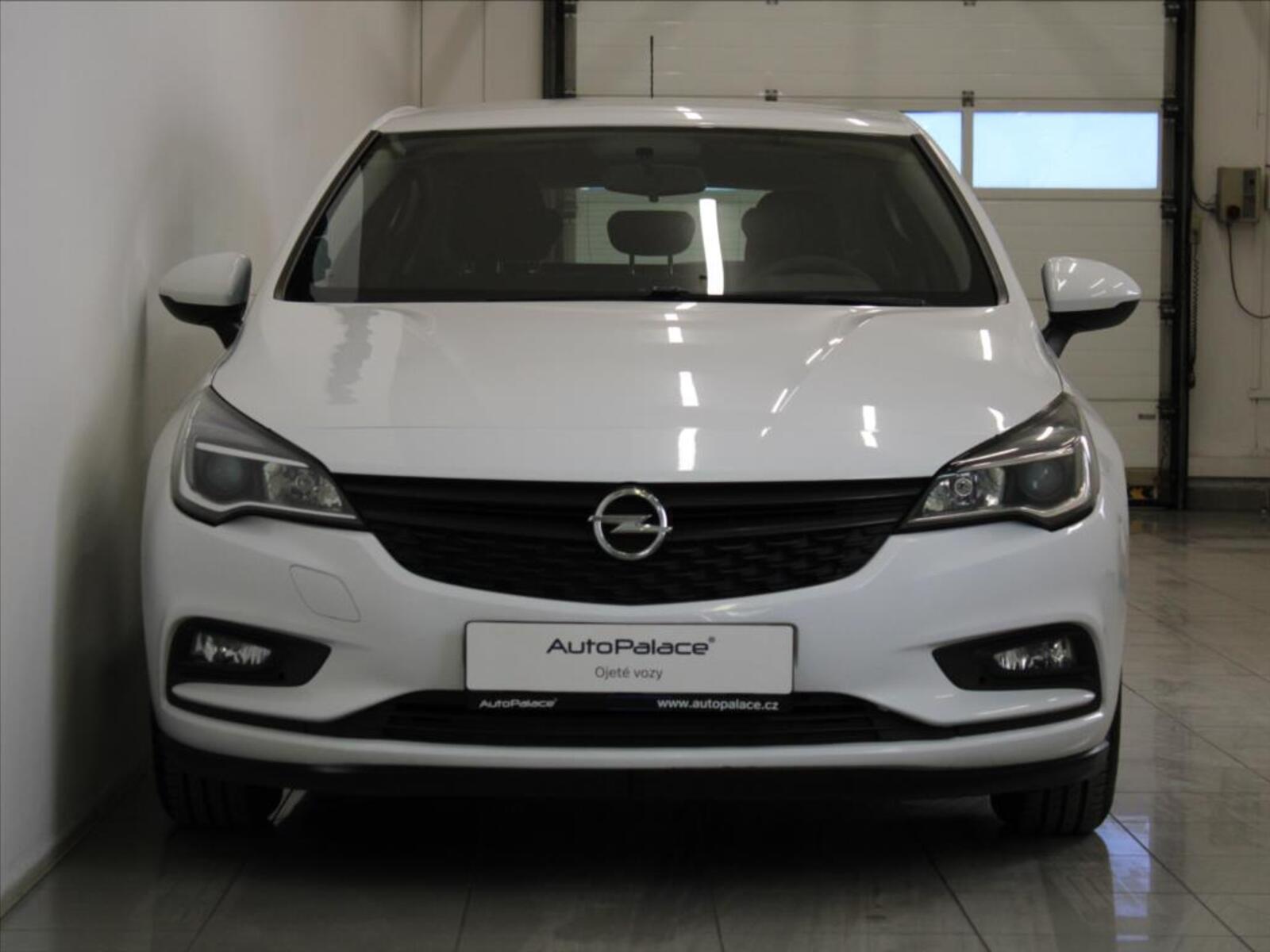 Opel Astra 2