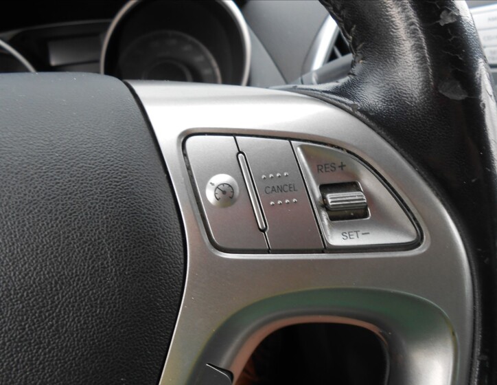 Hyundai ix35 23