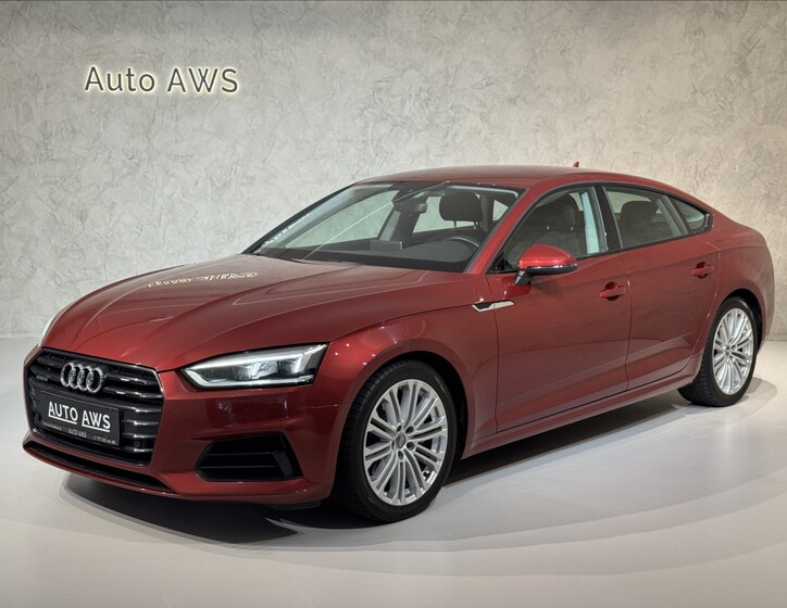 Audi A5 1