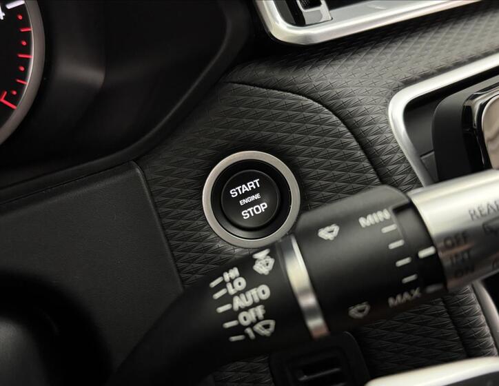 Land Rover Range Rover Velar 13