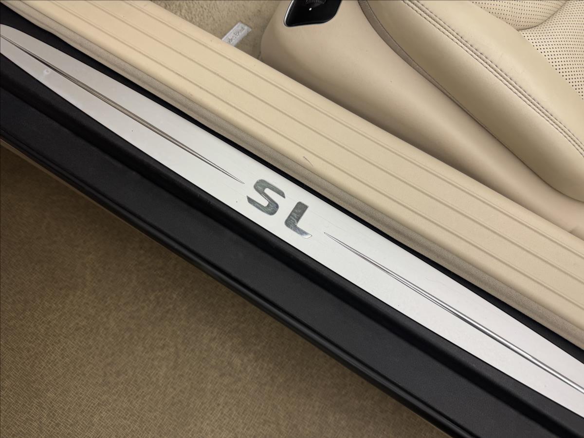 Mercedes-Benz SL