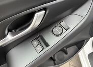 Hyundai i30 14