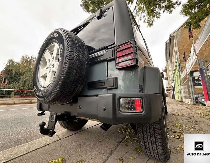 Jeep Wrangler 24