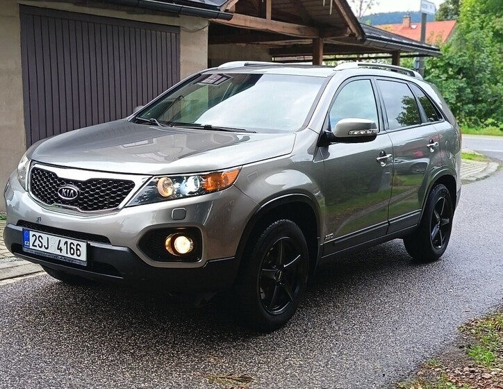 KIA Sorento 1