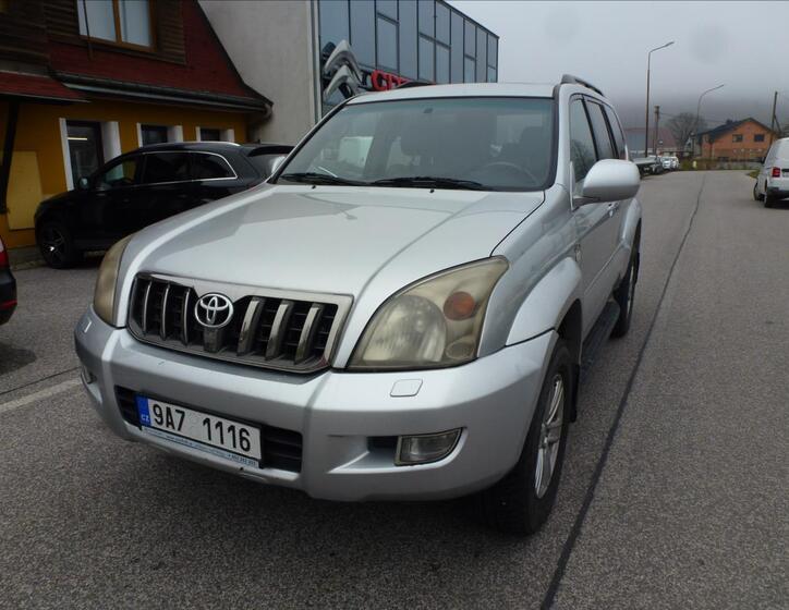 Toyota Land Cruiser 2