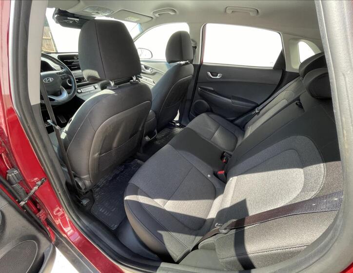 Hyundai Kona 13