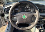 Škoda Octavia 10