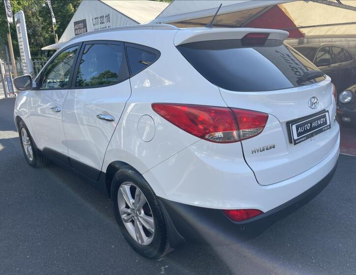 Hyundai ix35 7