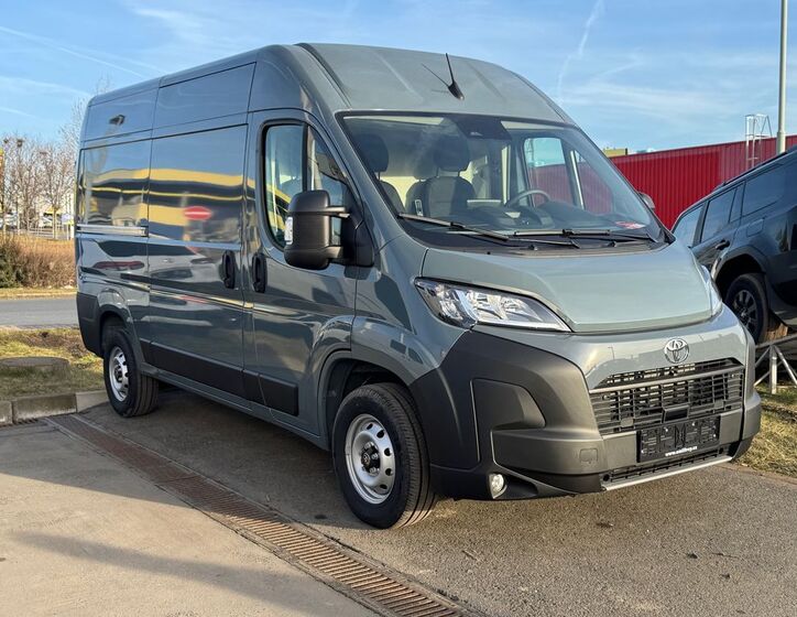 Toyota Proace Max 3