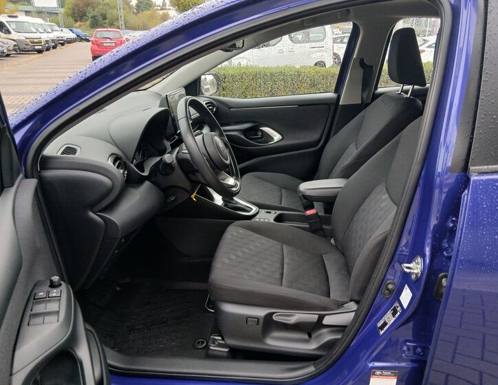 Toyota Yaris 10