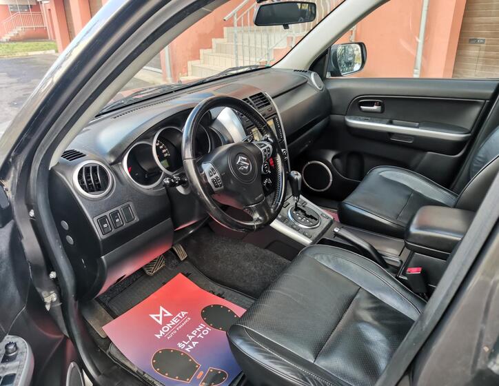 Suzuki Grand Vitara 9