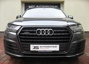 Audi Q7 4
