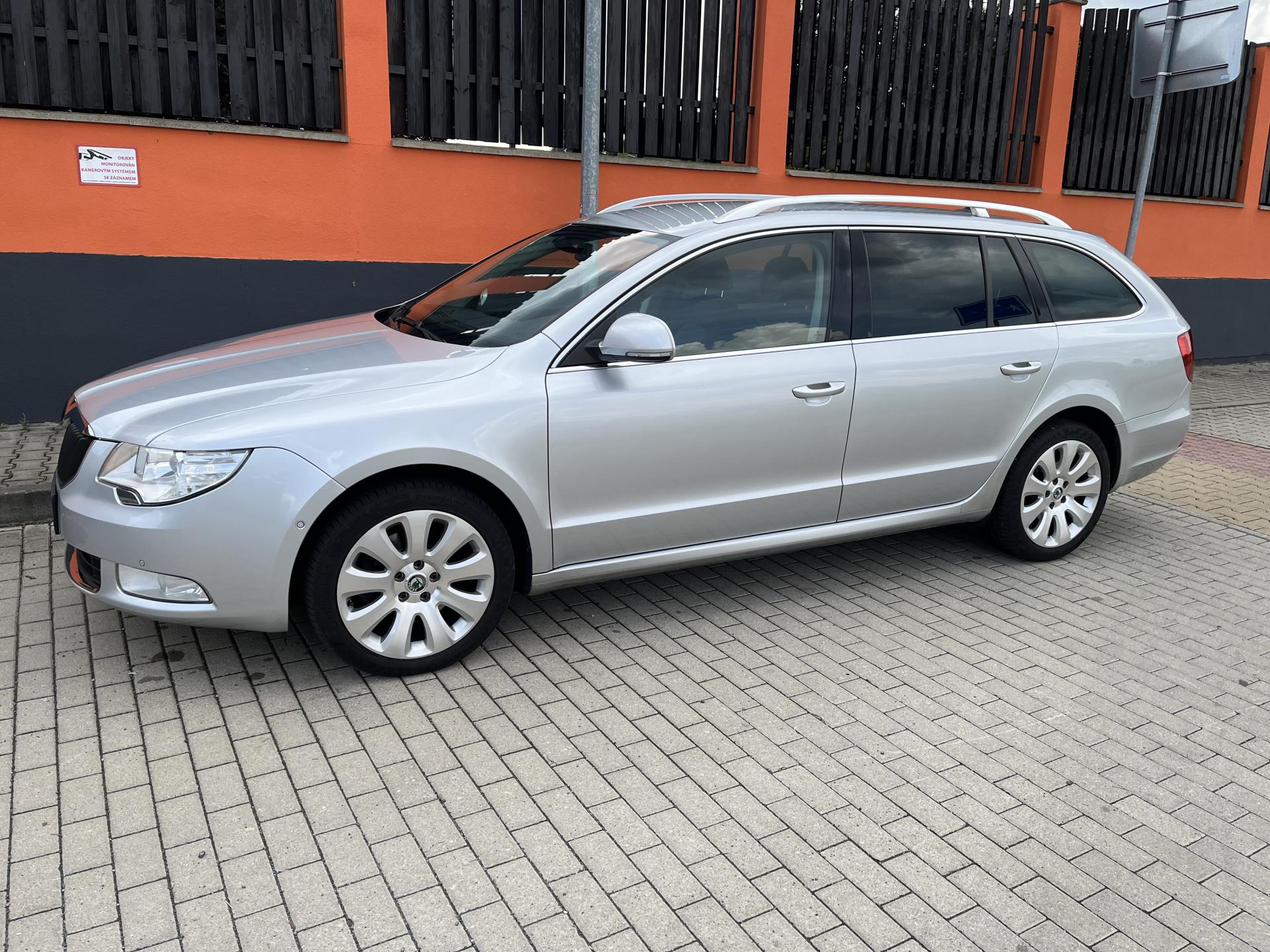 Škoda Superb