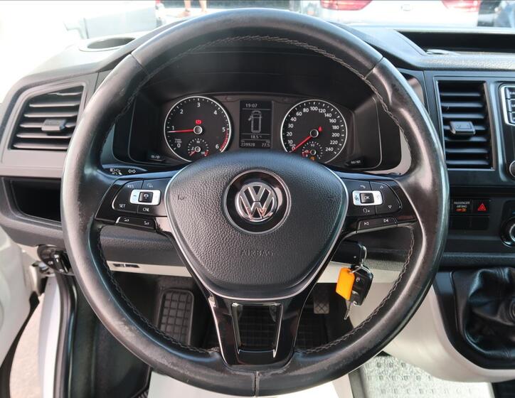 Volkswagen Transporter 15