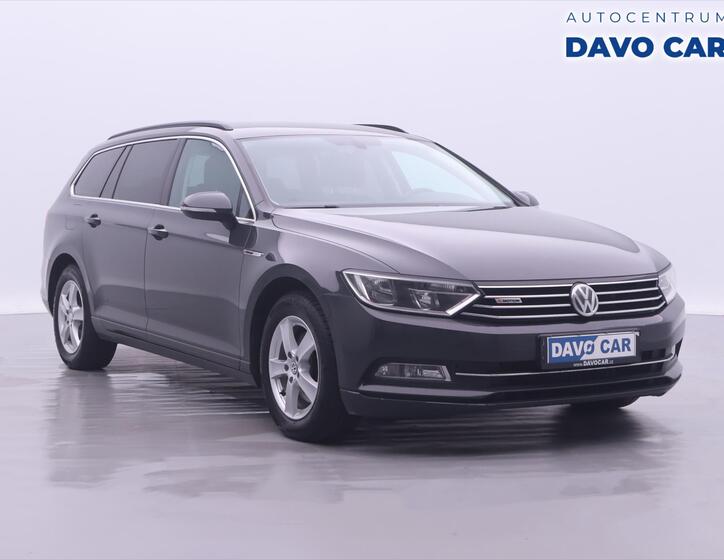 Volkswagen Passat 1