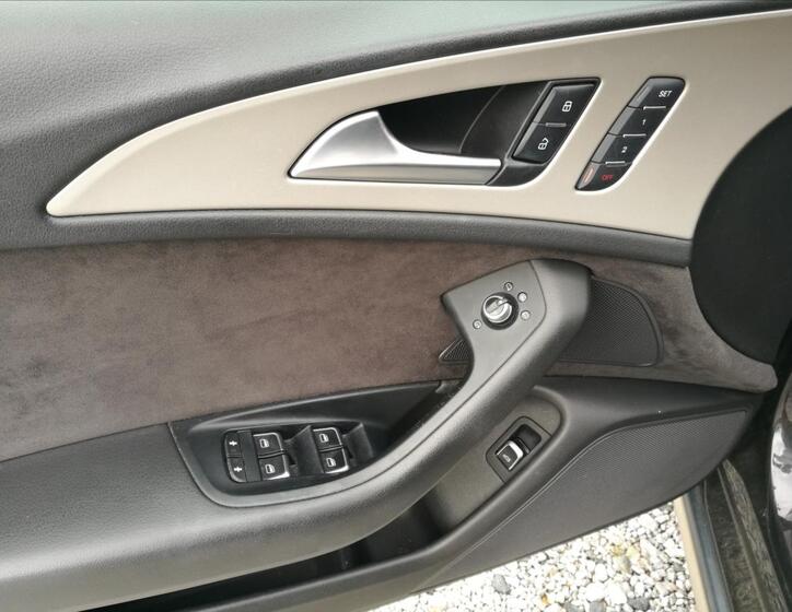 Audi A6 Allroad 12