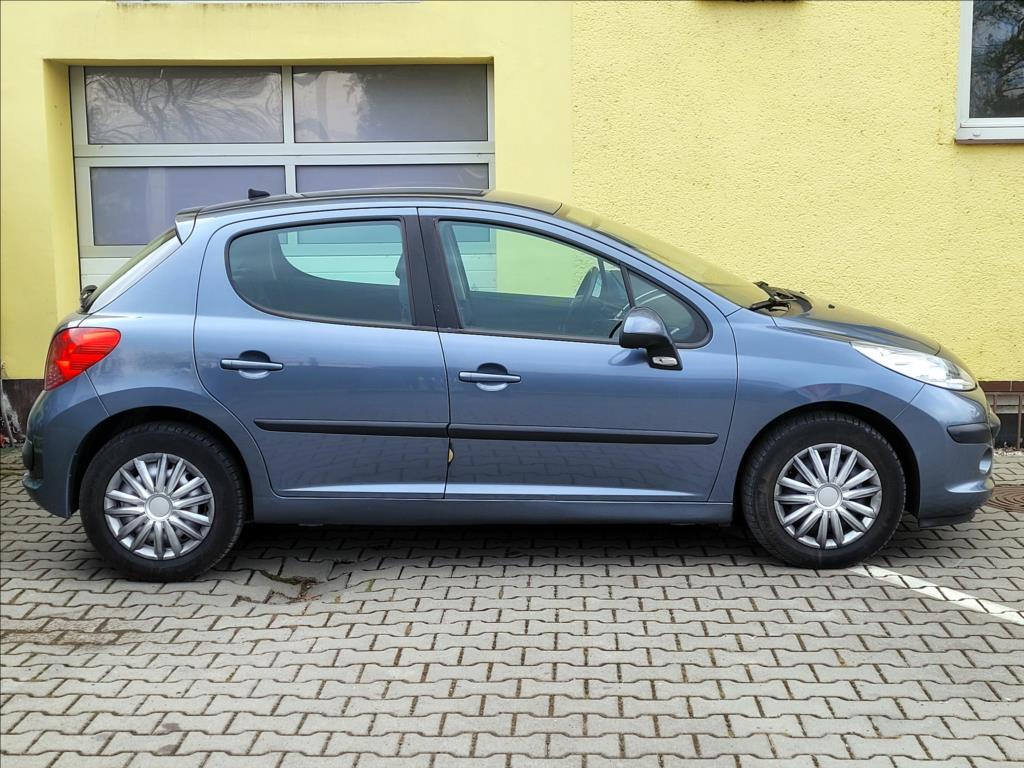 Peugeot 207 5
