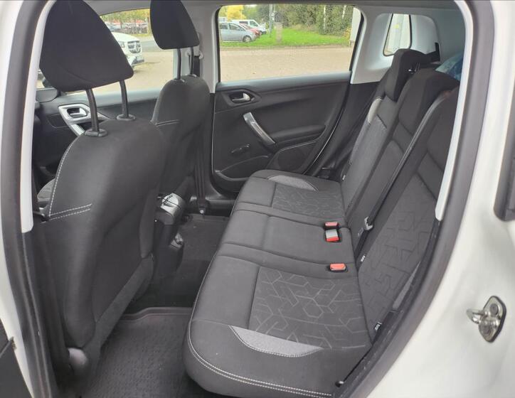 Peugeot 2008 15