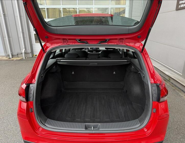 Hyundai i30 16