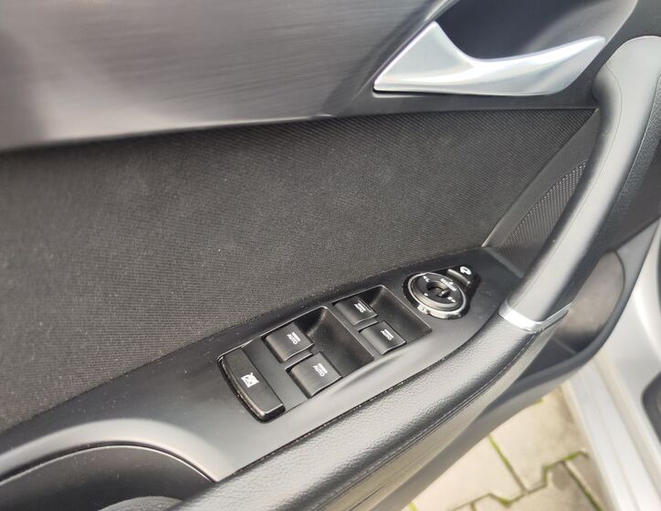 Hyundai i40 33