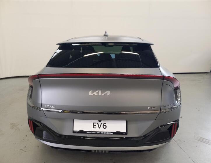 KIA EV6 5
