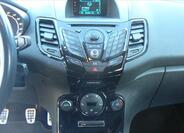 Ford Fiesta 13