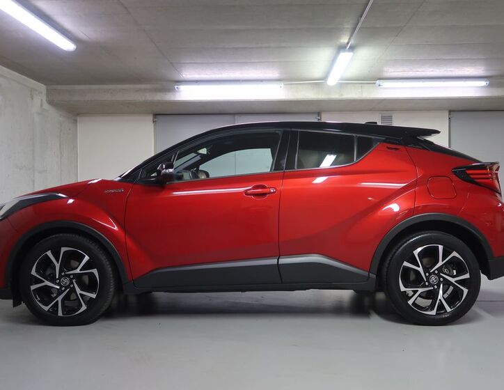 Toyota C-HR 8